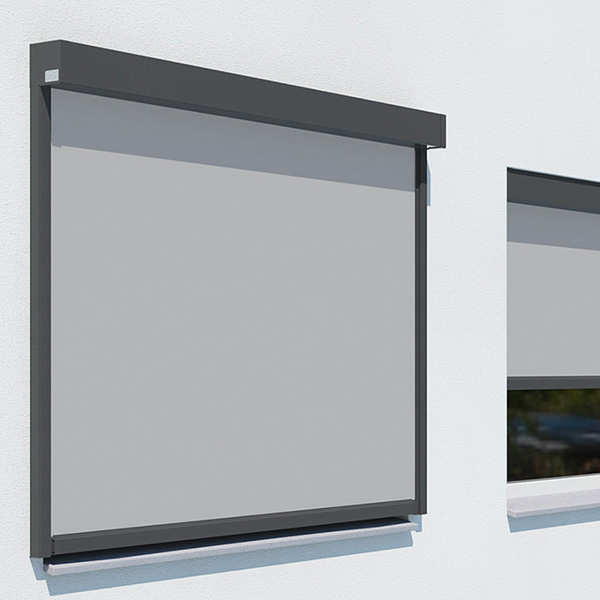 Sonnenschutz: Screens und Senkrechtmarkisen für die Fenster